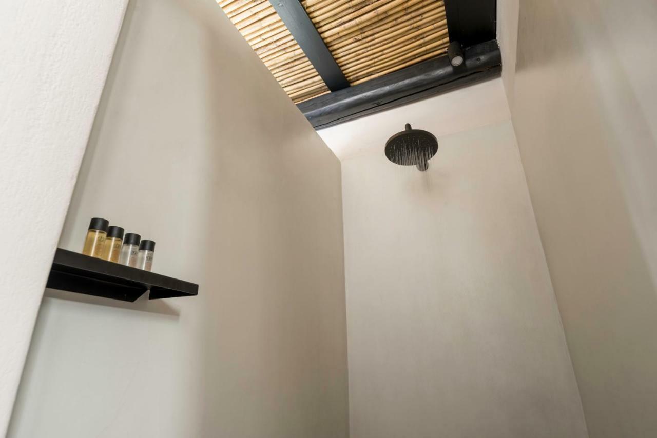 Misteli Suites Akrotírion エクステリア 写真