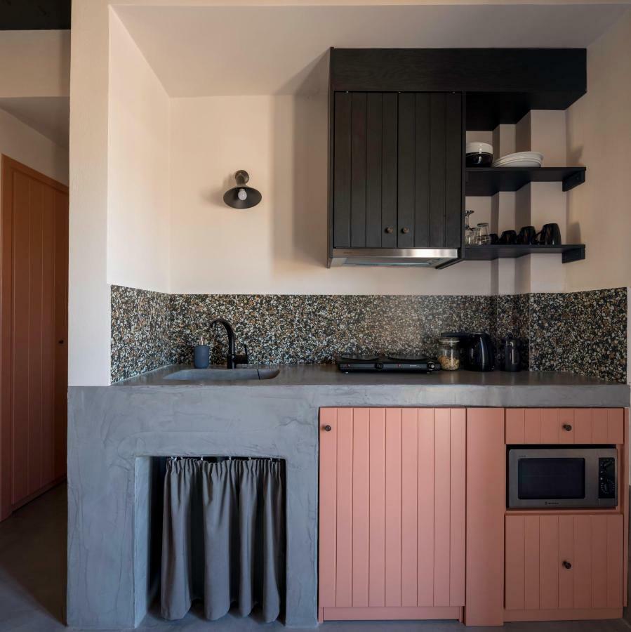 Misteli Suites Akrotírion エクステリア 写真
