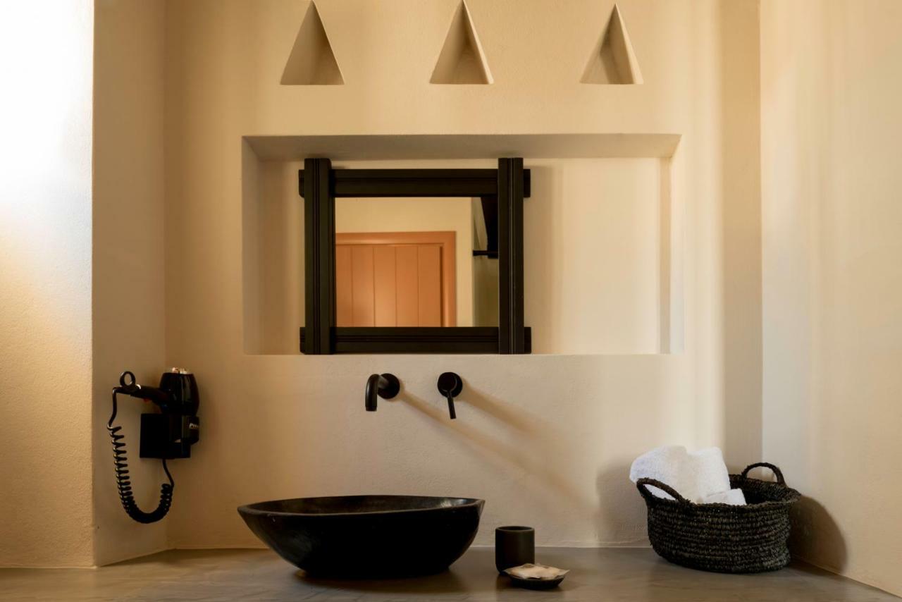 Misteli Suites Akrotírion エクステリア 写真